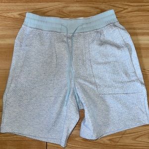 ‘lululemon’ At Ease 7” Shorts